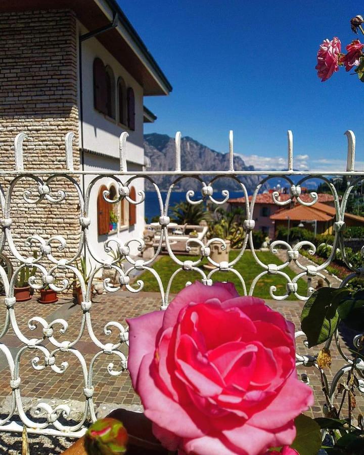 La Madrugada Aparthotel Malcesine Exterior photo